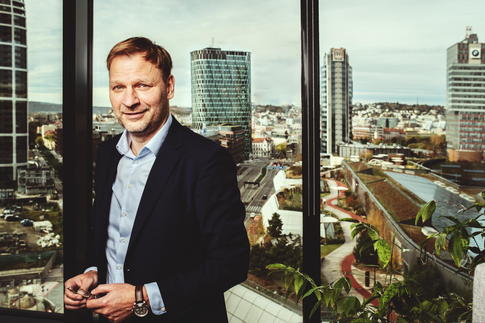 Šéf HB Reavis pre HN: Firmy, ktoré si chcú udržať ľudí, sa presúvajú do kvalitnejších budov