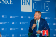 Prezident Peter Pellegrini diskutuje na konferencii Slovenský národný záujem. FOTO: HN/Miroslava Spodniaková