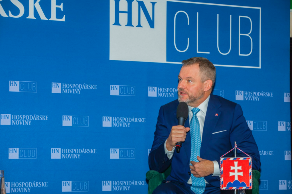 Prezident Peter Pellegrini diskutuje na konferencii Slovenský národný záujem. FOTO: HN/Miroslava Spodniaková