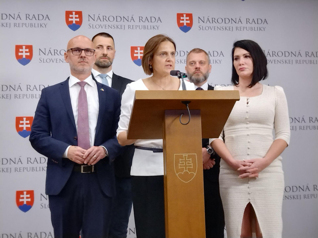 Na snímke predstavitelia strany SaS. FOTO: TASR/Martina Kriková