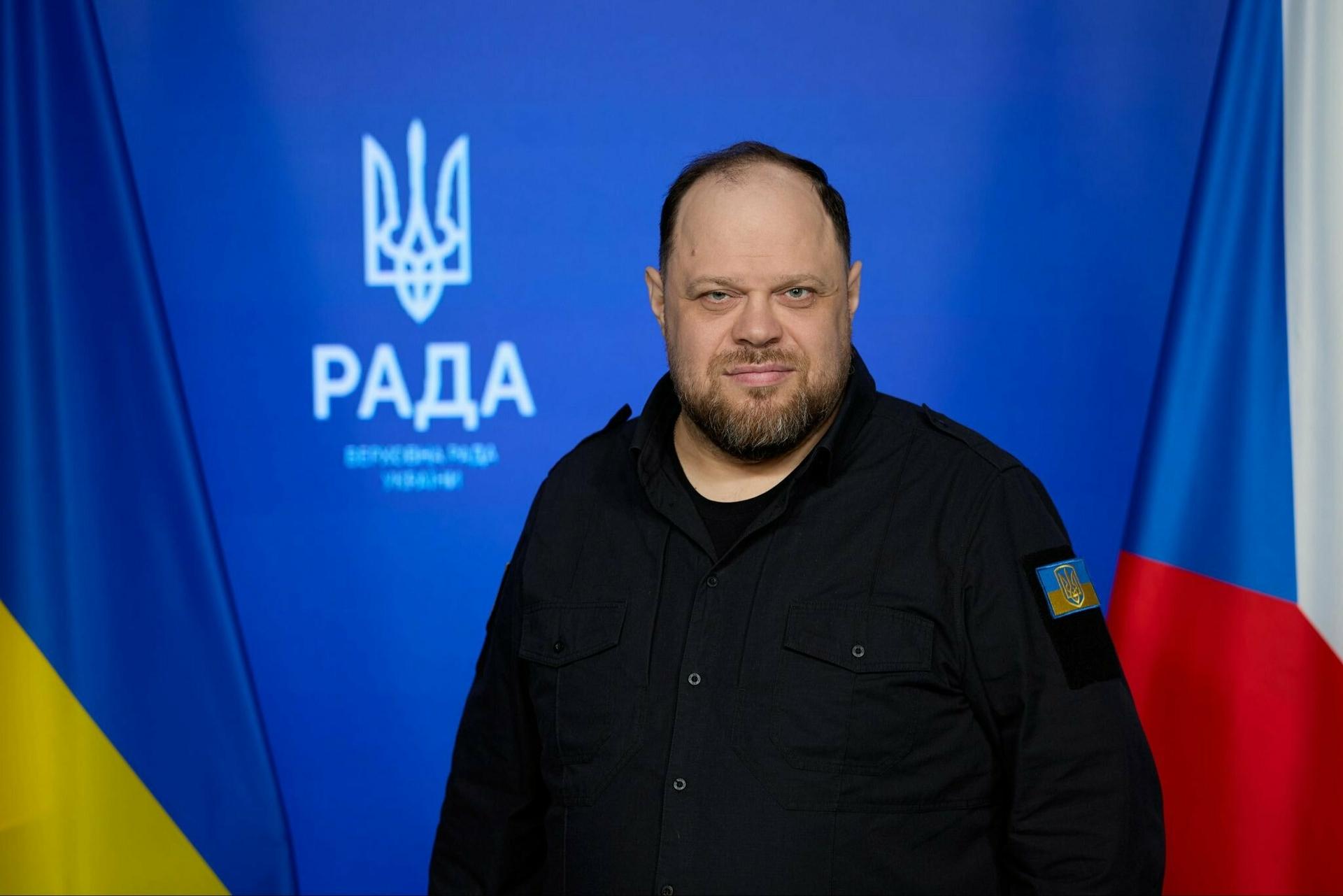 V ukrajinskom parlamente vyvesili českú vlajku na znak vďačnosti