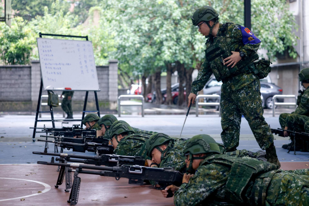 Tréning armády Taiwanu. FOTO: Reuters