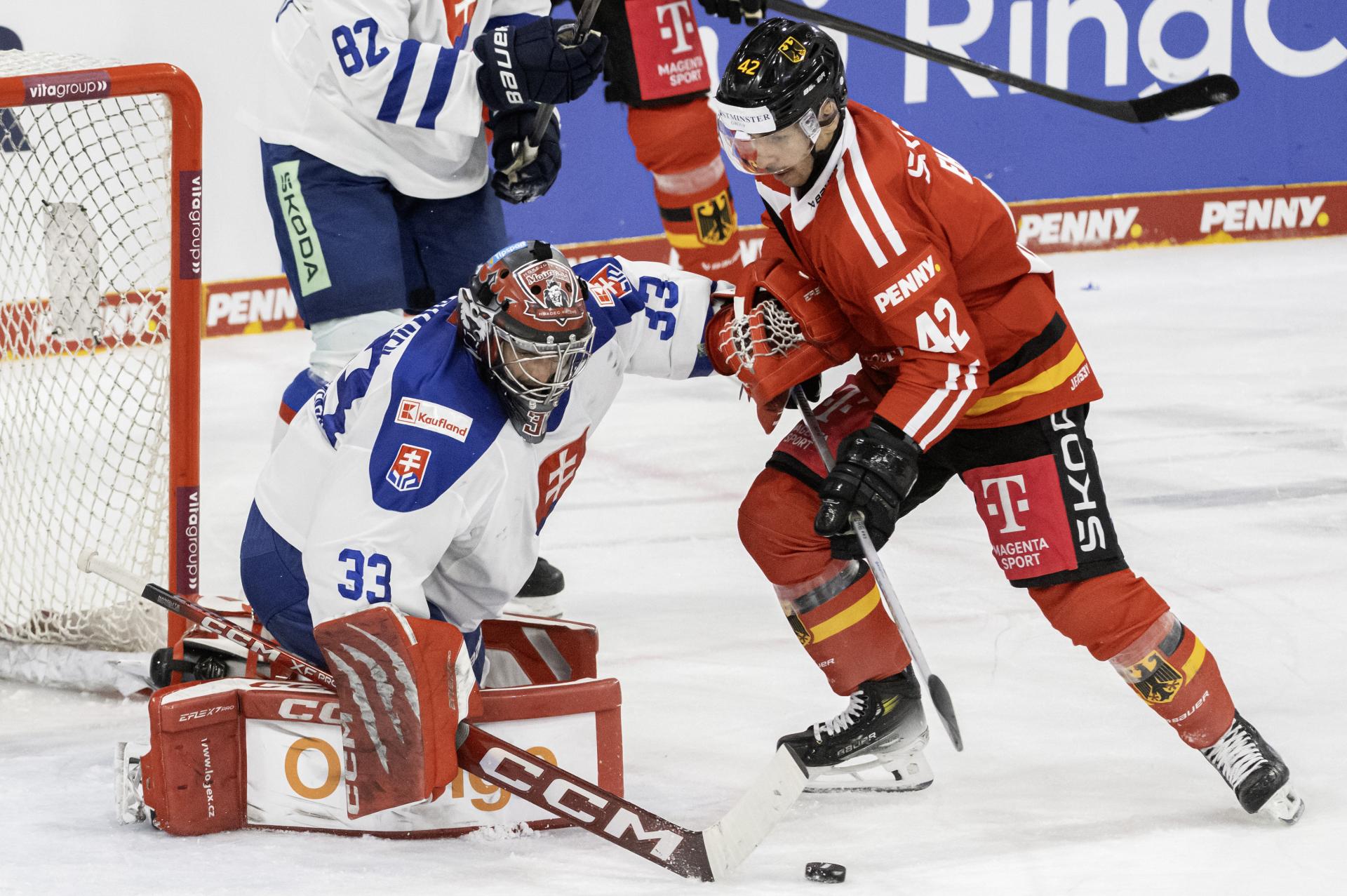 Slováci podľahli domácim Nemcom 0:3. Na Nemeckom pohári tak obsadili druhé miesto