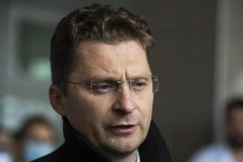 Predseda LOZ Peter Visolajský