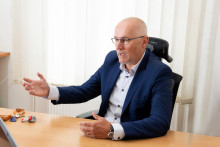 Ondrej Matej, šéf inštitútu pre dopravu a hospodárstvo. FOTO: HN/Katarína Kincelová