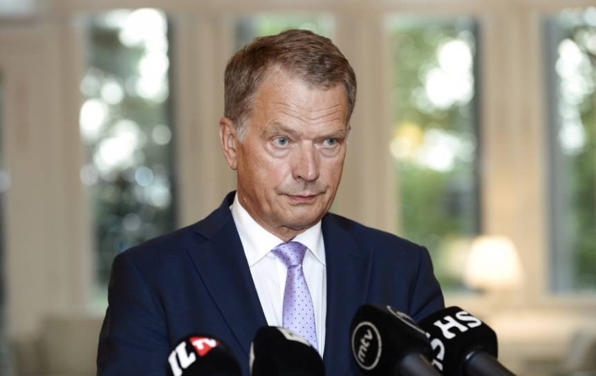 Európa by mala priamo rokovať s Ruskom. Treba si brať príklad z Trumpa, vraví fínsky exprezident Niinistö