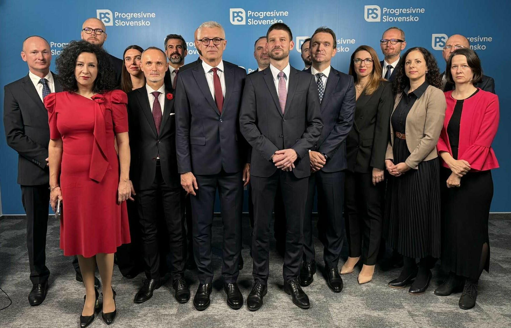 Takto by vyzerala Šimečkovala vláda. PS predstavilo Tím zmeny, rozdelilo kľúčové oblasti