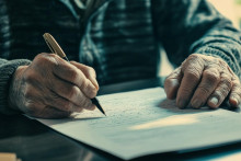 V dôsledku nedokonalosti závetu sa Slováci utiekajú k využitiu modernejších foriem odovzdania majetku.