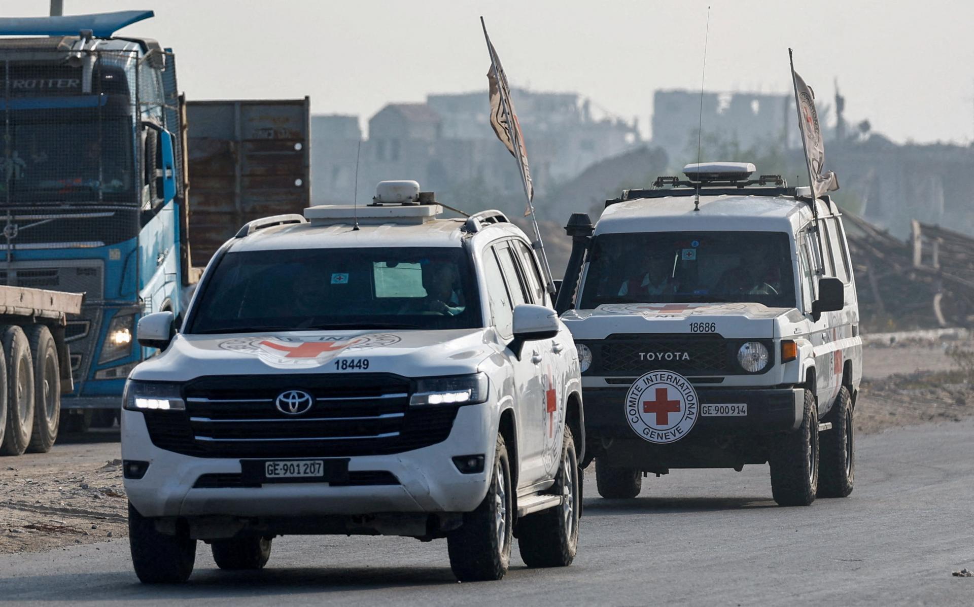 Izrael od Červeného kríža prijal ostatky zrejme ďalšieho rukojemníka z Gazy