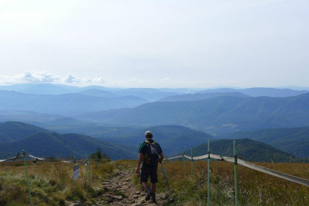 Na Kremenci – východnejšie to už na Slovensku nejde, vyššie sa už v Národnom parku Poloniny vystúpiť nedá. FOTO: Juraj Červenka
