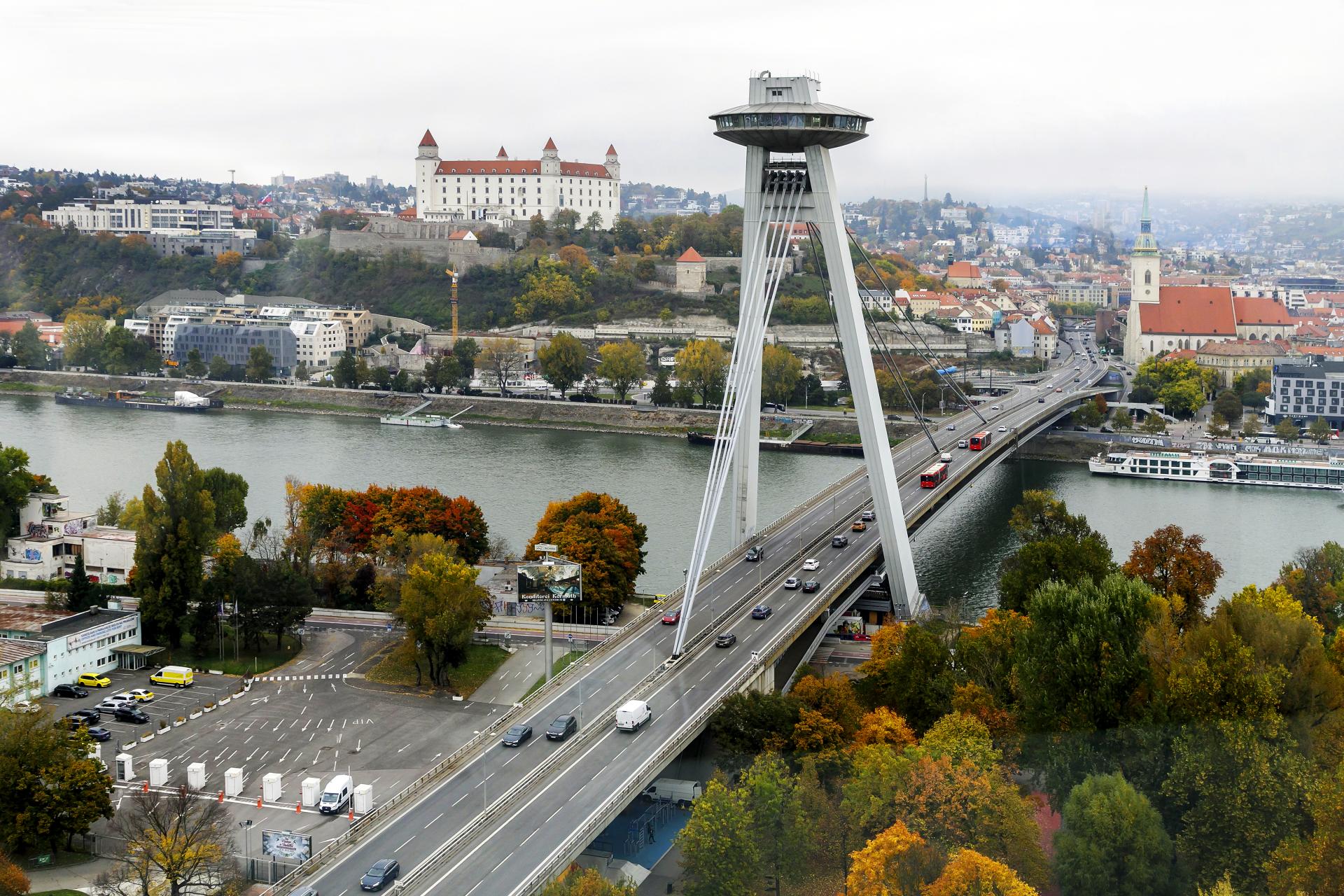 Bratislavský kraj bude v budúcom roku hospodáriť s rozpočtom vyše 347 miliónov eur. Zadlženosť klesne
