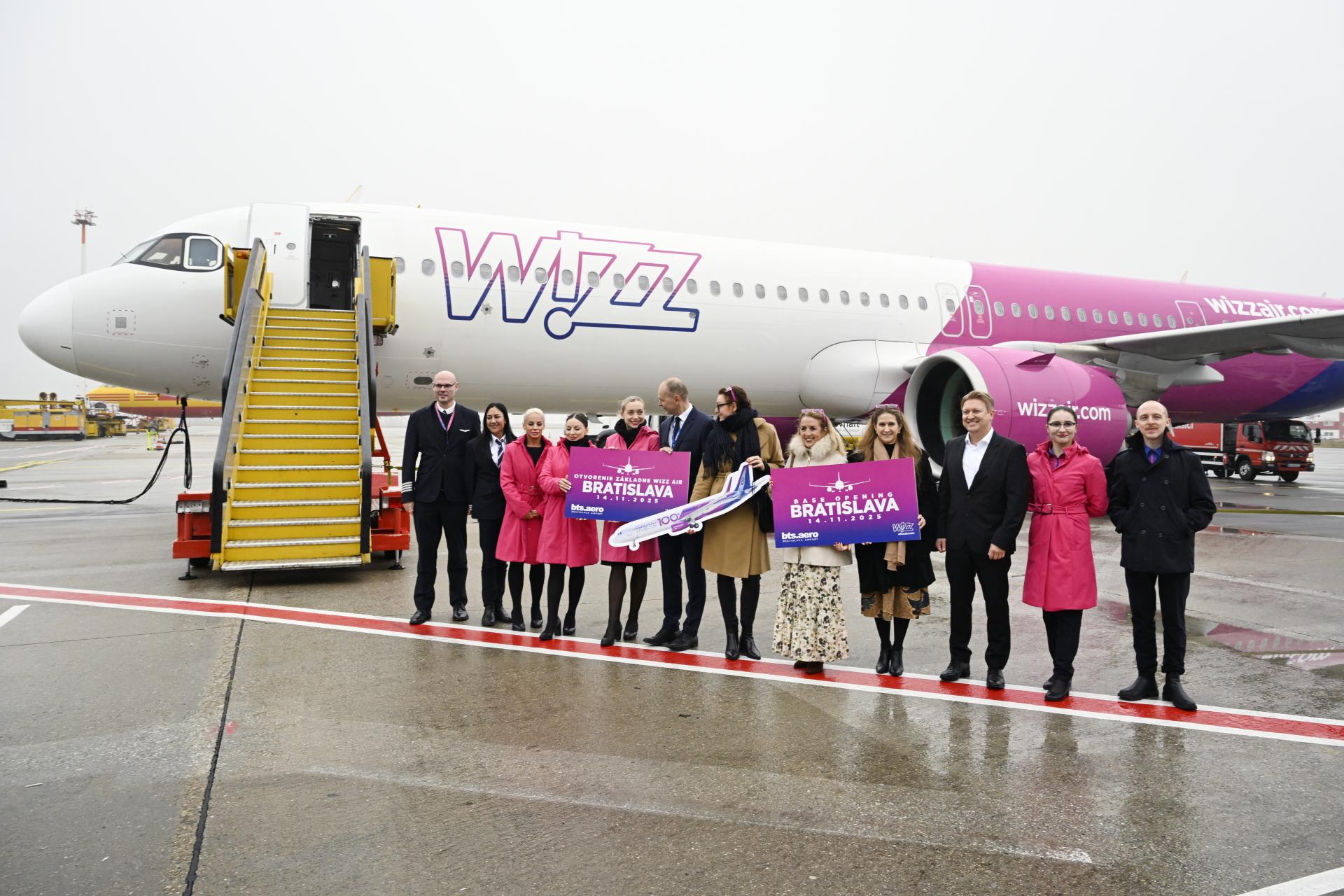 Wizz Air v Bratislave postúpil na vyššiu úroveň: Záujem o linku do Košíc je veľký, letisko chce stavať mosty