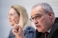 JB 32 Bern - Švajčiarsky minister hospodárstva Guy Parmelin. FOTO: TASR/AP