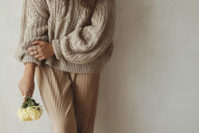 Tejto zime vládnu výrazné pleteniny.