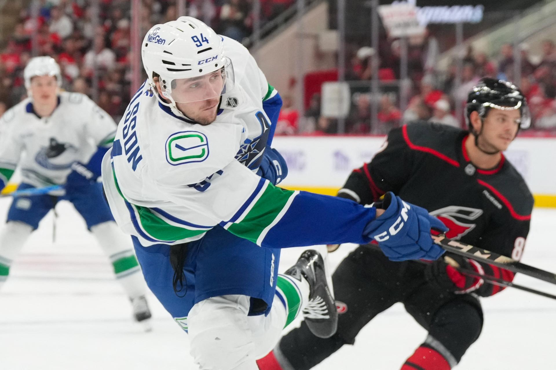 NHL: Černák asistoval, jeho Tampa Bay však nestačila na Vancouver