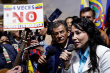 Neprešiel ani návrh na vytvorenie orgánu na vypracovanie novej ústavy, ktorý zamietlo viac ako 61 percent voličov. FOTO: REUTERS