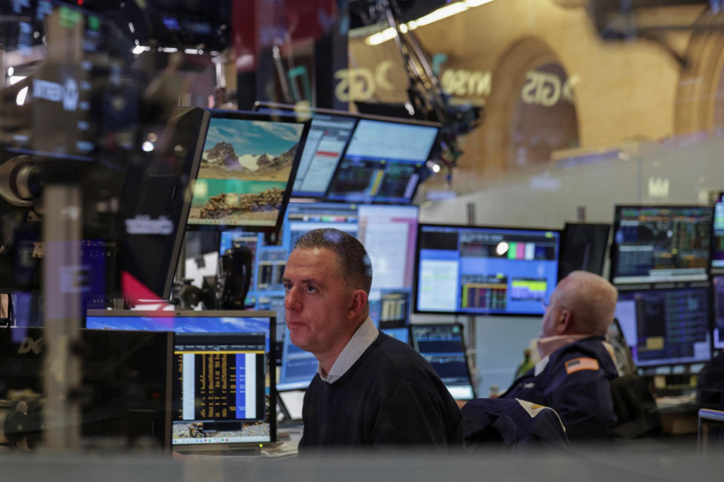 Trhmi podľa Stanleyho Druckenmillera hýbe likvidita, ktorá závisí od centrálnych bánk. FOTO: Reuters