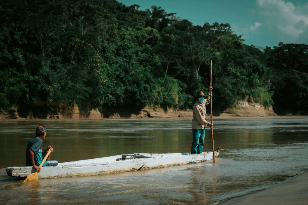 Jazerá sú také horúce, že zabíjajú všetko živé...