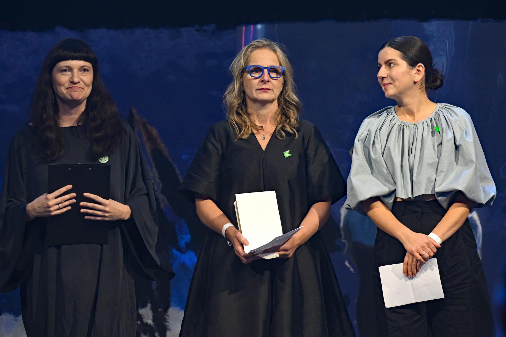 Ocenenie Biela vrana získali Otto Šimko, Anton Heretik a tri bývalé zamestnankyne Slovenskej národnej galérie