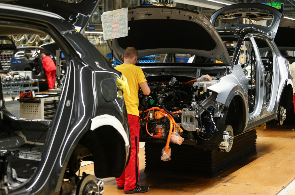 Vo výrobe strojov a zariadení zaznamenali rast objednávok na úrovni 7,9 percenta. FOTO: TASR/Daniel Stehlík