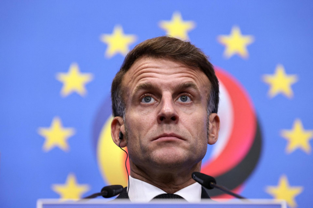 „Musíme inovovať pred tým, ako budeme regulovať,“ zdôraznil francúzsky prezident Emmanuel Macron. FOTO: REUTERS