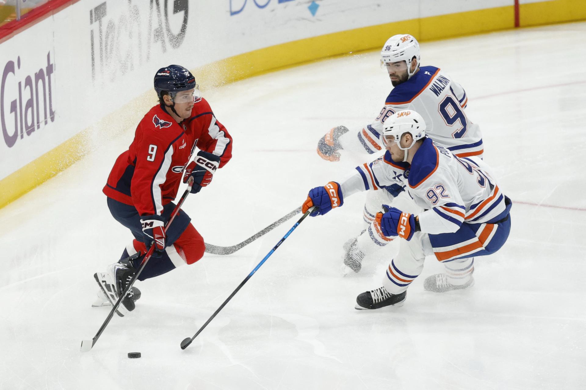 NHL: Washington zvíťazil nad Edmontonom, Fehérváry so štyrmi pluskami