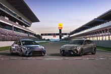 Cupra Leon VZ TCR (pretekársky špeciál) a nový Leon VZ TCR