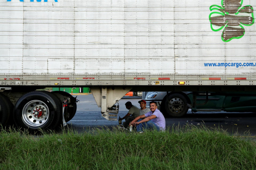 Vodiči kamiónov patria k nedostatkovým profesiám. FOTO: Reuteres