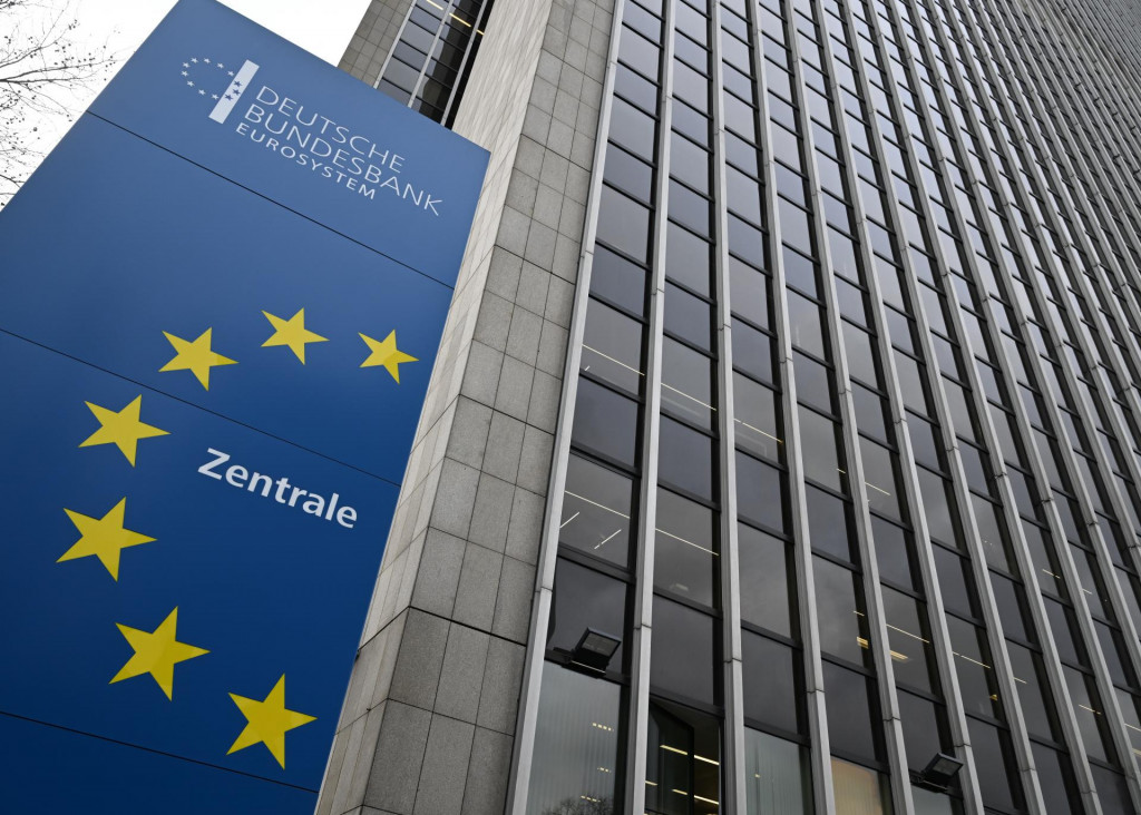 Sídlo nemeckej centrálnej banky (Bundesbank) vo Frankfurte nad Mohanom. FOTO: TASR/DPA