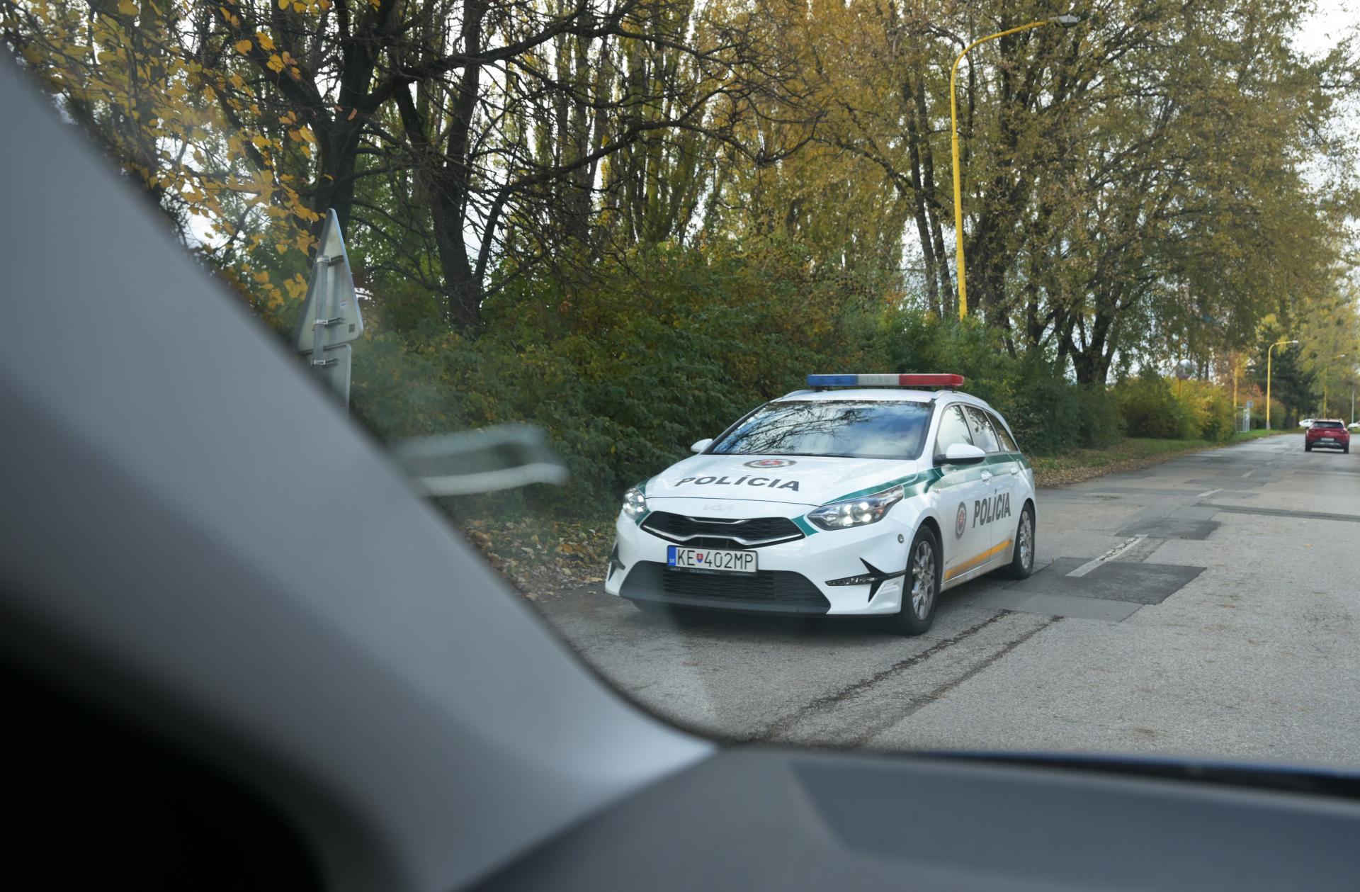 Akcia DALLAS: Polícia od včerajšieho večera zasahuje v troch krajoch Slovenska, zatiaľ bez bližších informácií