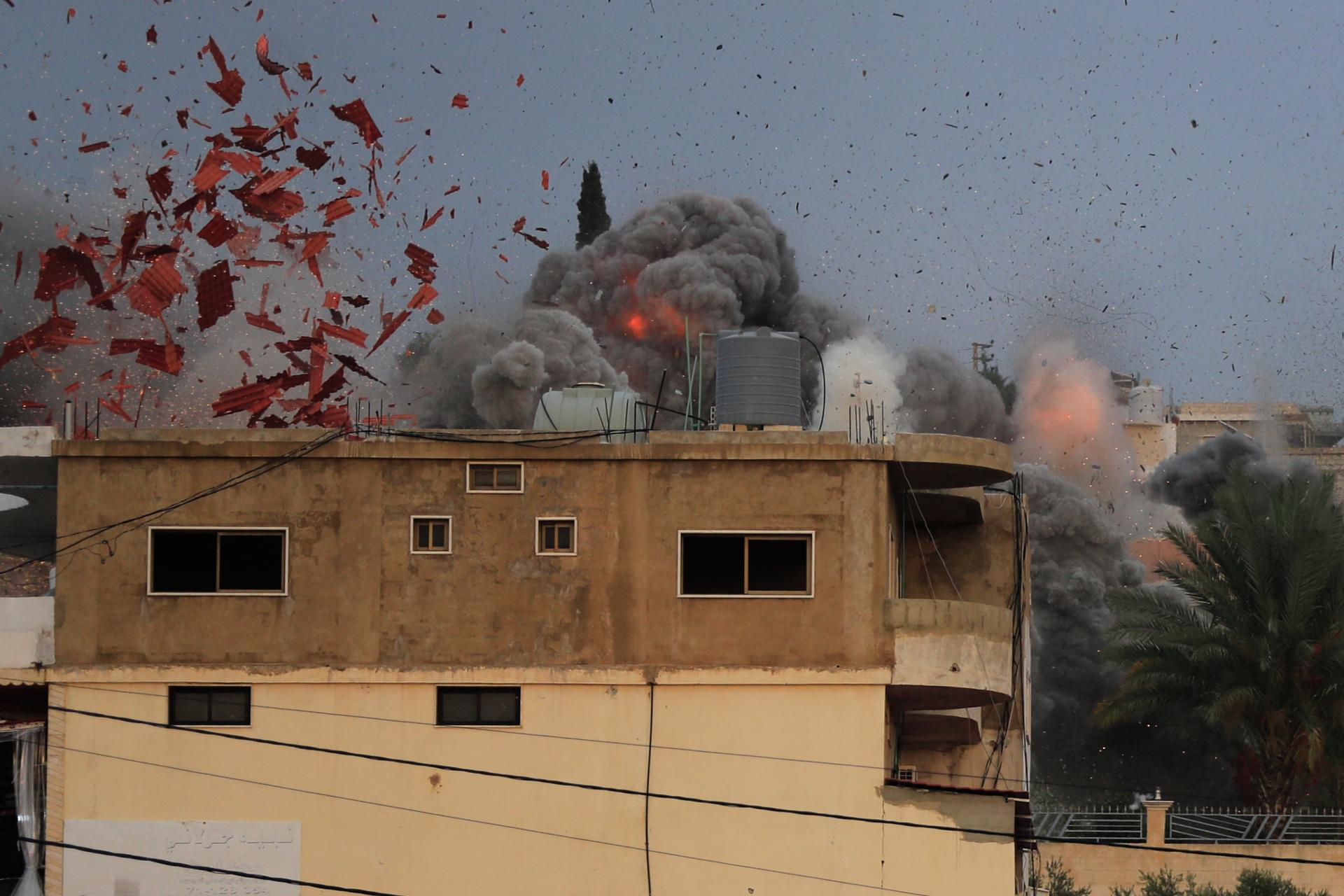 Izrael tvrdí, že v Libanone zabil 13 členov Hamasu. Armáda zasiahla futbalové ihrisko, obeťami sú tínedžeri