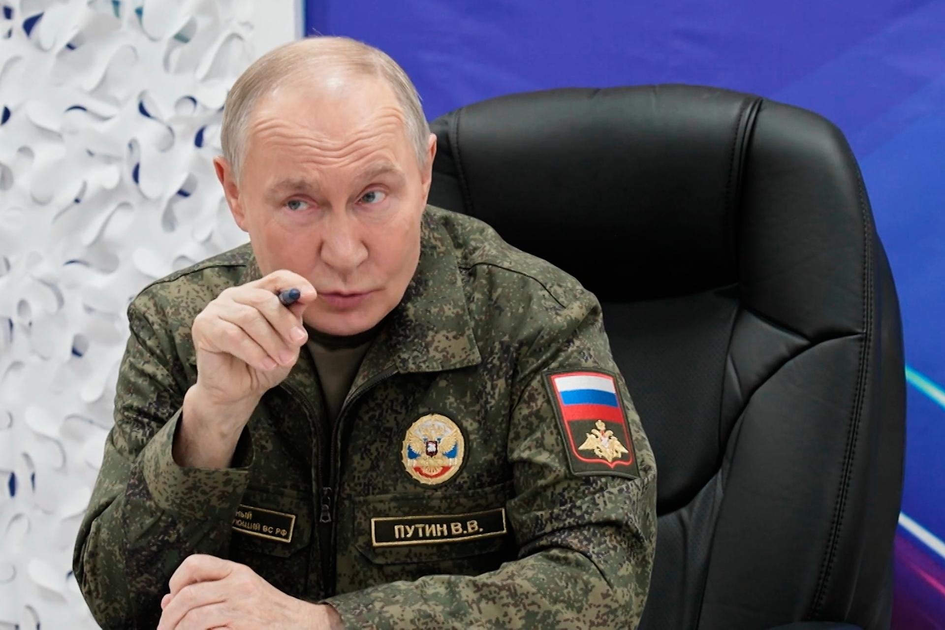 Americký návrh by mohol byť základom mierového urovnania konfliktu na Ukrajine, vyhlásil Putin