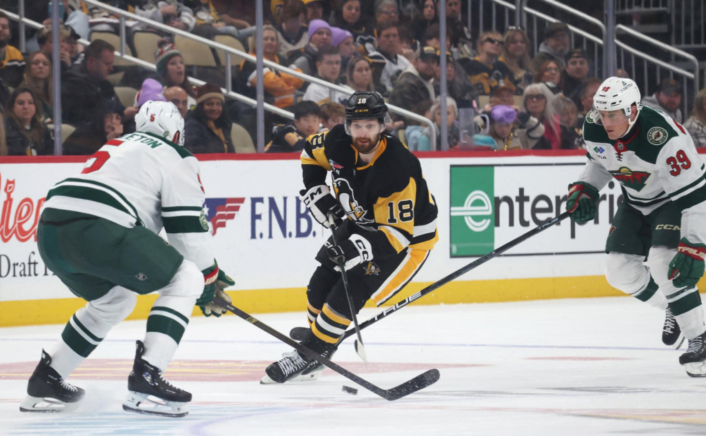 Hokejisti Minnesoty Wild si v zámorskej NHL pripísali štvrté víťazstvo za sebou. V noci na sobotu uspeli na ľade Pittsburghu presvedčivo 5:0. FOTO: Charles LeClaire