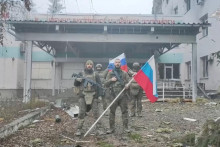 Ruské ministerstvo obrany tvrdí, že jeho jednotky obsadili dedinu Petrivske v Doneckej oblasti, ako aj ďalšie dve dediny - Tiche a Otradne - v Dnepropetrovskej oblasti. FOTO: REUTERS