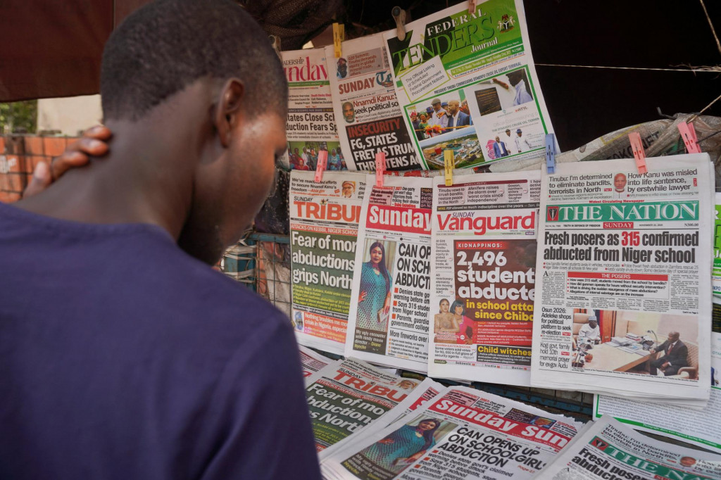 „Dostali sme dobrú správu: 50 žiakov utieklo a opäť je so svojimi rodičmi,“ oznámilo združenie, zastrešujúce rôzne kresťanské cirkvi a kresťanské organizácie, ktoré školu prevádzkuje. FOTO: REUTERS