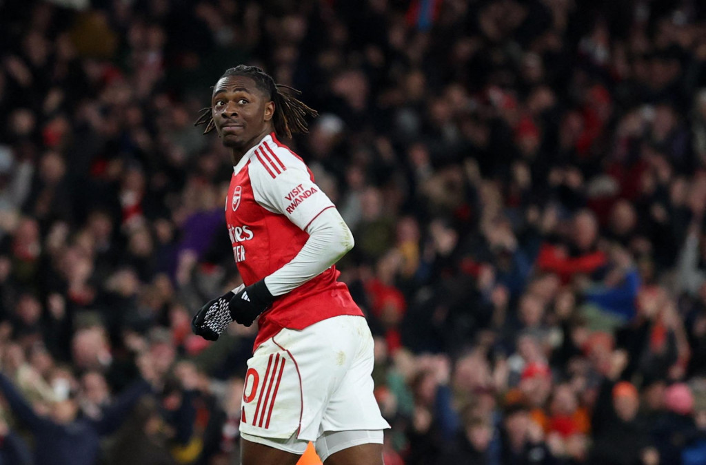 27-ročný anglický ofenzívny stredopoliar „kanonierov“ Eberechi Eze. FOTO: REUTERS