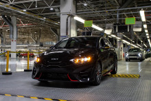 Žilinská Kia mieri do prvej ligy vo fotovoltike. FOTO: TASR/D. Stehlík