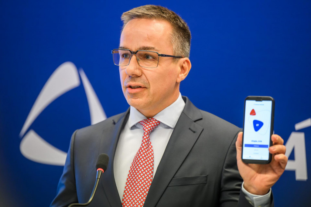 Minister práce, sociálnych vecí a rodiny Erik Tomáš (Hlas-SD). FOTO: TASR/Jaroslav Novák