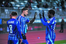 V posledných troch ligových dueloch strelil slovinský kanonier Andraž Šporar až päť gólov. V dvoch stretnutiach Konferenčnej ligy však zatiaľ neskóroval. FOTO: Facebook (ŠK Slovan Bratislava)