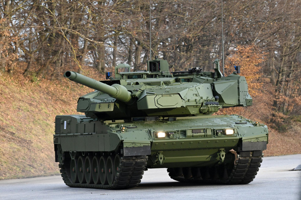 Tank Leopard 2A8. FOTO: Reuters