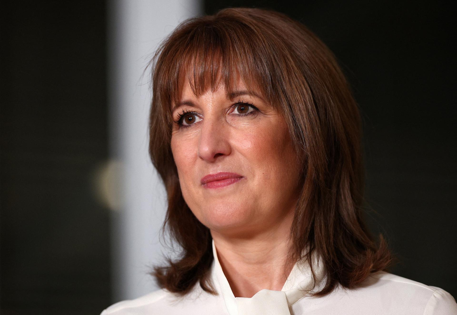 Malo to byť posledné zvyšovanie, sľubovala pred rokom vláda. Británia ide opäť dvíhať dane o desiatky miliárd