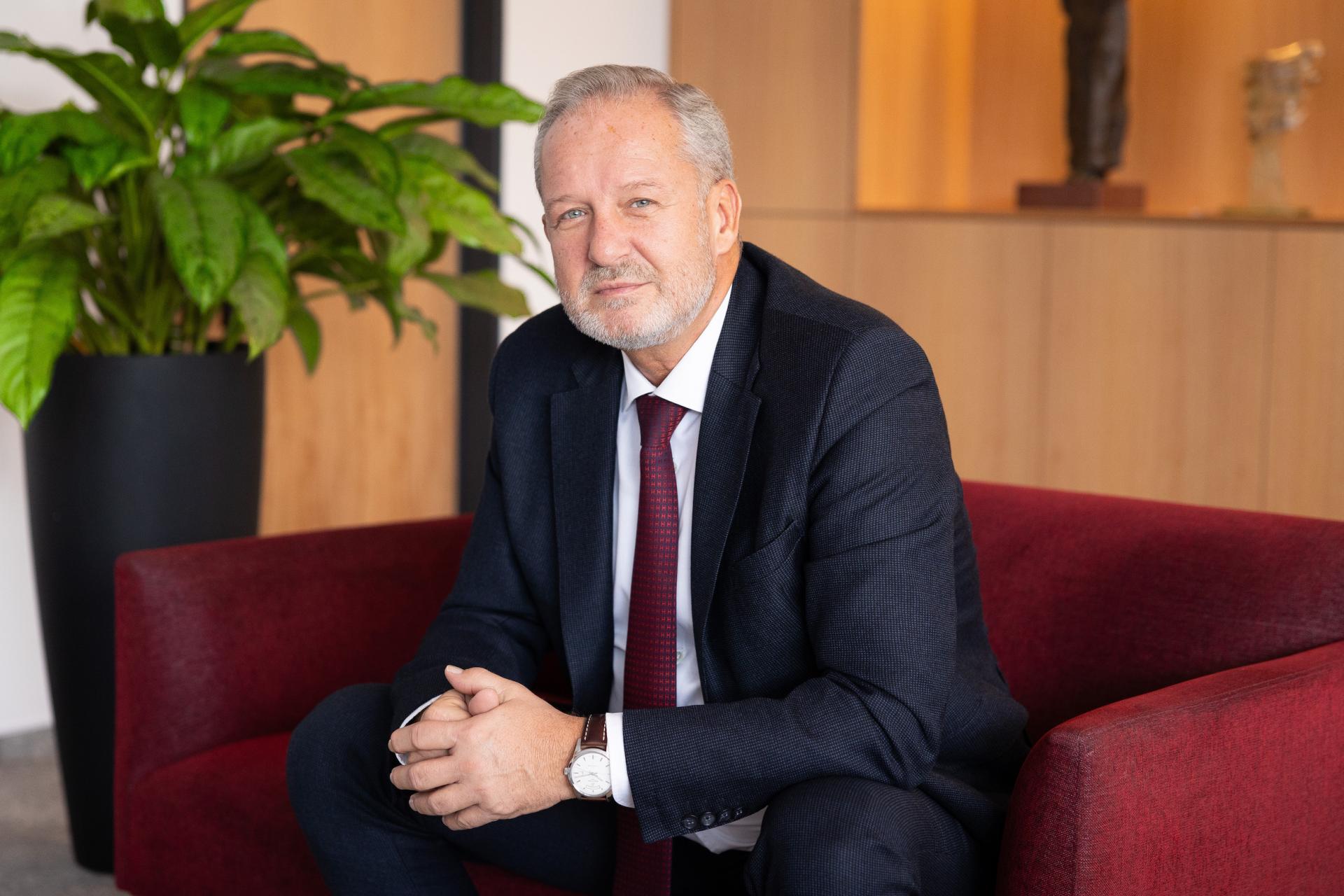 Vladimír Bakeš: Poistenie posilňuje odolnosť domácností, firiem aj verejných financií