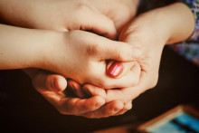 Na nezi&scaron;tn&uacute; pomoc slab&scaron;&iacute;m by sme nemali zab&uacute;dať.