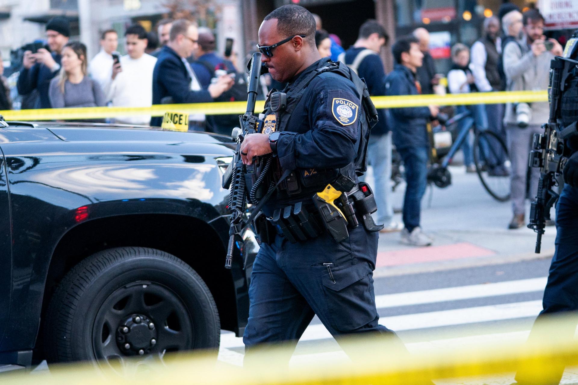 Identifikovali útočníka, ktorý strieľal na členov Národnej gardy