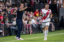 Mladý kouč zápasovým dianím vždy naplno žije. FOTO: Profimedia.sk