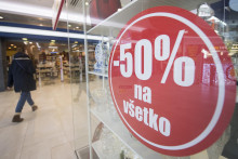 Lepšie čísla hlásia viacerí veľkí hráči.