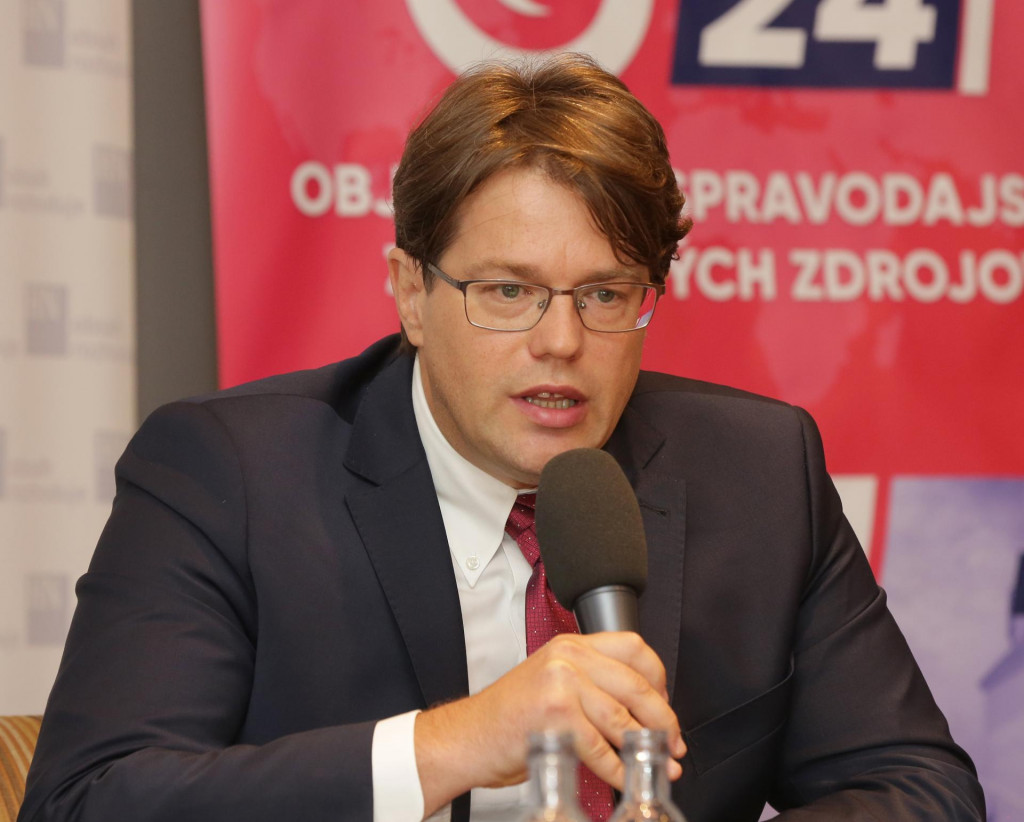 Soci&aacute;lna depriv&aacute;cia sa na Slovensku prehlbuje, upozorňuje ekon&oacute;m Martin Ml&yacute;nek. FOTO: HN/Peter Mayer