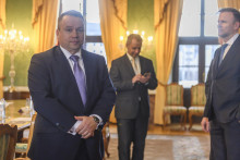 Na snímke vľavo prezident Rady pre rozpočtovú zodpovednosť Ján Tóth.
FOTO: TASR/Jaroslav Novák