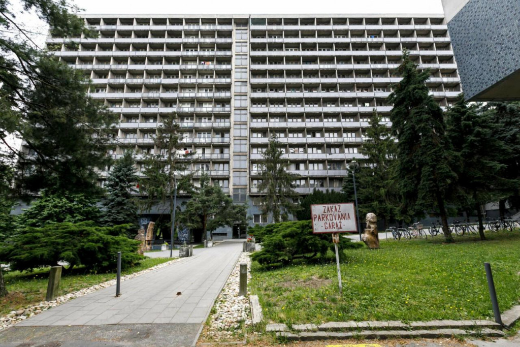 Na snímke exteriér najväčších slovenských internátov Mlyny Univerzity Komenského v Bratislave. FOTO: TASR/D. Veselský