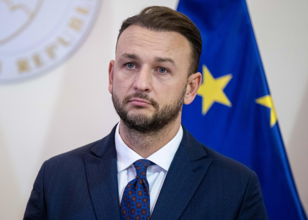 Minister vnútra Matúš Šutaj Eštok a šéf strany Hlas. FOTO: TASR/Jakub Kotian